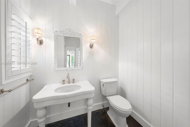 5600 Oakwood Lane, Coral Gables, FL 33156