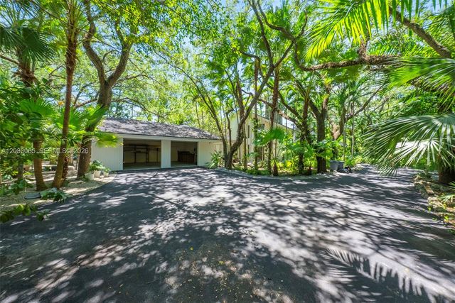 5600 Oakwood Lane, Coral Gables, FL 33156