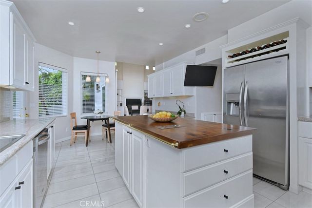 17846 Palora, Encino, CA 91316