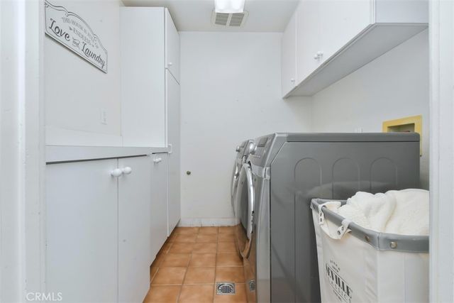 17846 Palora, Encino, CA 91316
