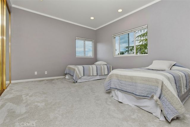 17846 Palora, Encino, CA 91316