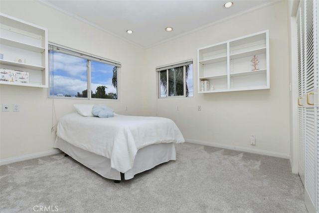 17846 Palora, Encino, CA 91316
