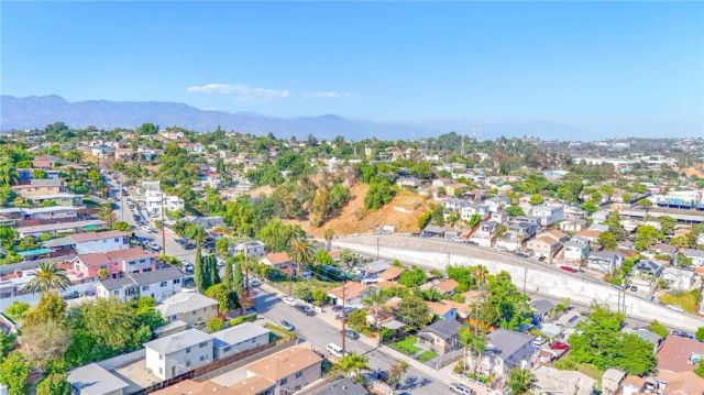 928--930 N Eastman, Los Angeles, CA 90063