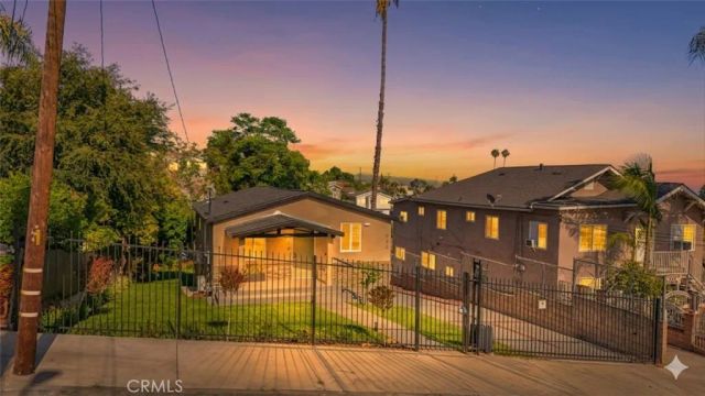 928--930 N Eastman, Los Angeles, CA 90063