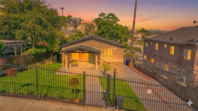 928--930 N Eastman, Los Angeles, CA 90063