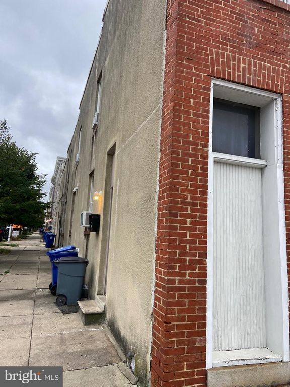 Image 3 of property listing at 2125 ORLEANS ST #1 & 2, Baltimore, MD 21231