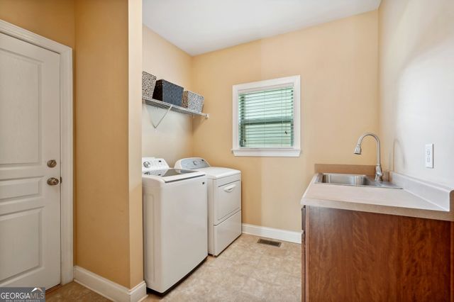 3159 Autumn Brook Trail SE, Smyrna, GA 30082