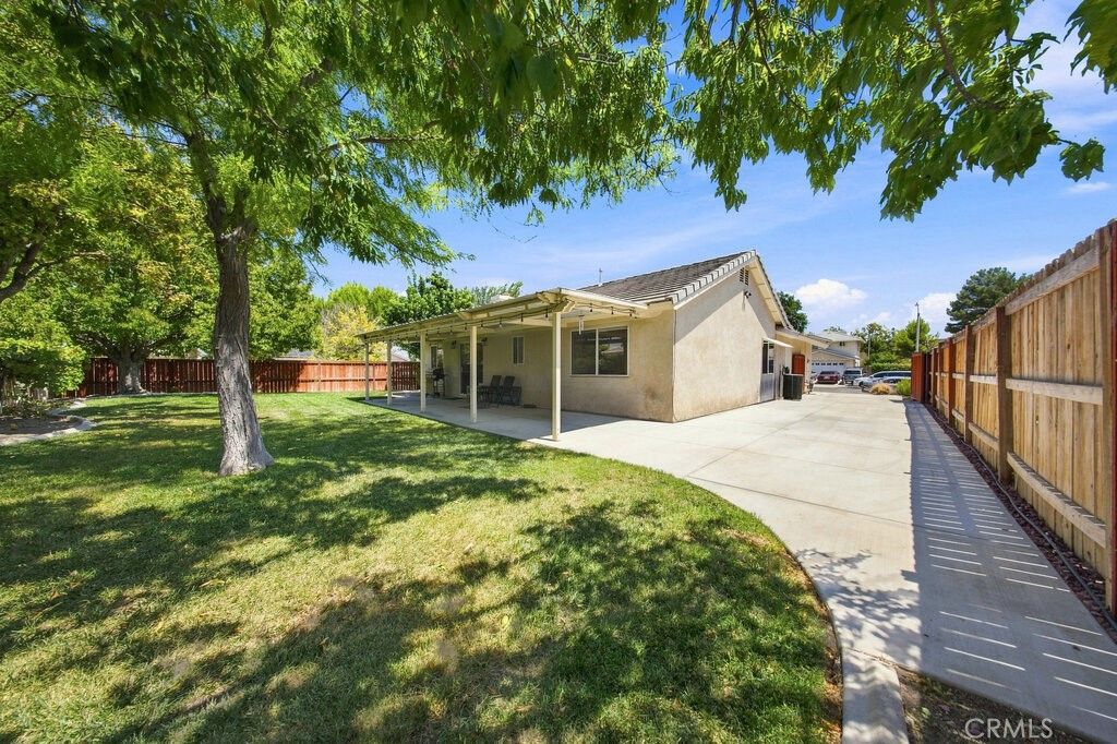 Image 22 of property listing at 44719 Tarragon Drive, Lancaster, CA 93536