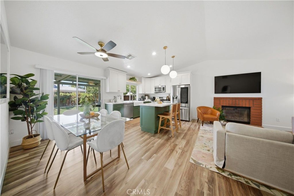 Image 5 of property listing at 44719 Tarragon Drive, Lancaster, CA 93536