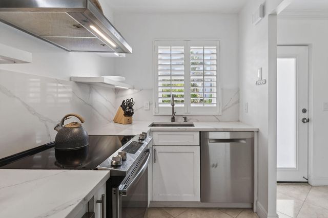 139 Sunrise Avenue 2030, Palm Beach, FL 33480