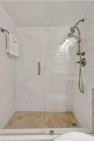 139 Sunrise Avenue 2030, Palm Beach, FL 33480