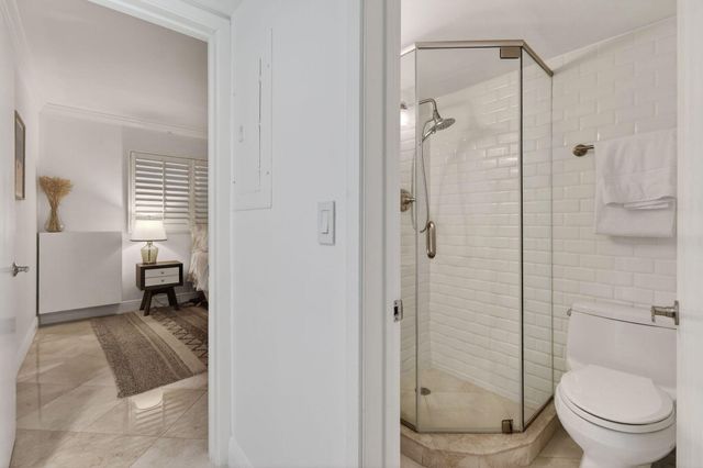 139 Sunrise Avenue 2030, Palm Beach, FL 33480
