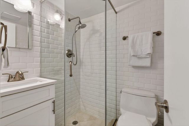 139 Sunrise Avenue 2030, Palm Beach, FL 33480