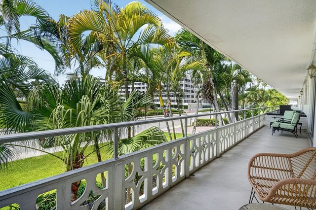 139 Sunrise Avenue 2030, Palm Beach, FL 33480