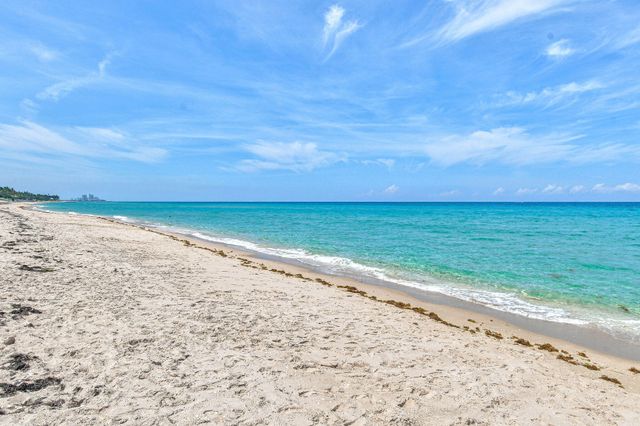 139 Sunrise Avenue 2030, Palm Beach, FL 33480