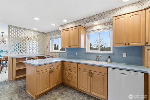 3719 Petersville Road NE, Bremerton, WA 98310