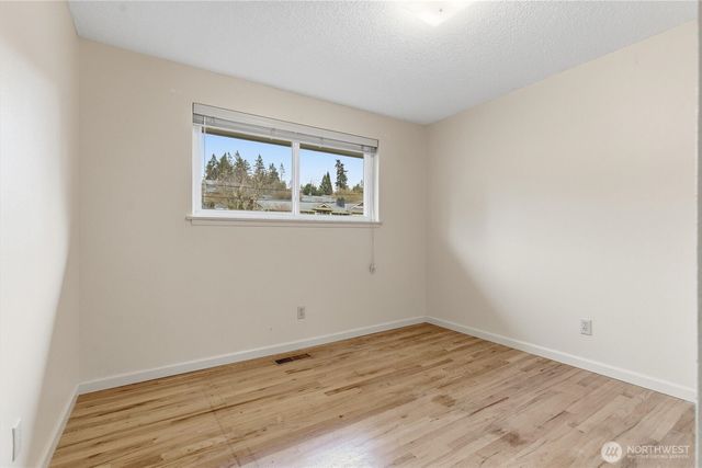 3719 Petersville Road NE, Bremerton, WA 98310