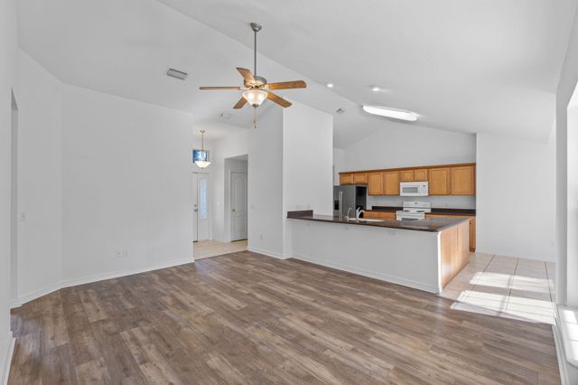 1939 Anchor Drive, Navarre, FL 32566