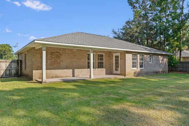 1939 Anchor Drive, Navarre, FL 32566