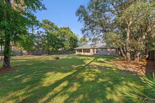 1939 Anchor Drive, Navarre, FL 32566