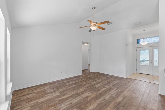 1939 Anchor Drive, Navarre, FL 32566