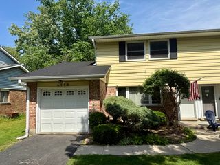 6119 Lane Place, Downers Grove, IL 60516