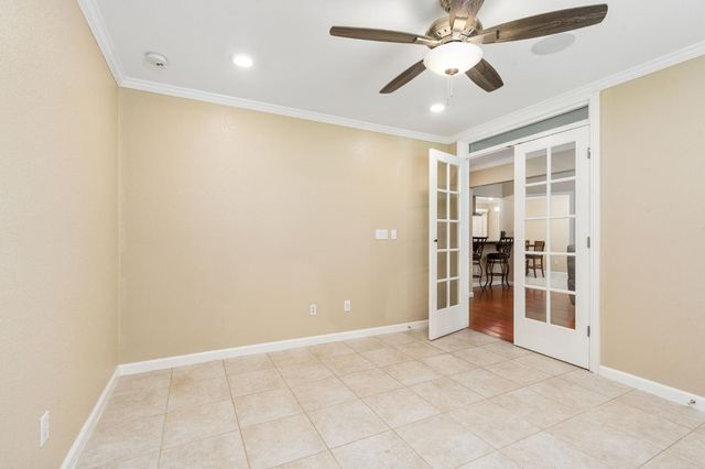 10024 E Bullard Avenue, Clovis, CA 93619