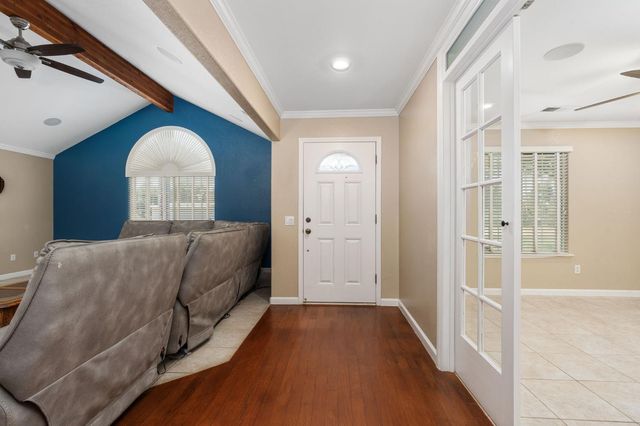 10024 E Bullard Avenue, Clovis, CA 93619