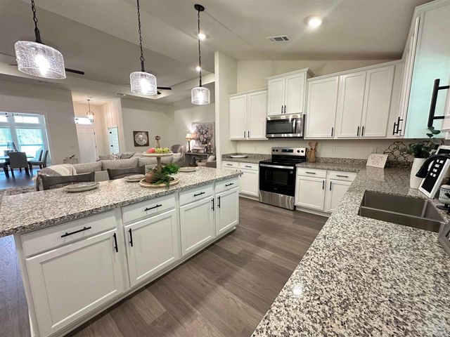 5255 Wahoo Rd, Pace, FL 32571