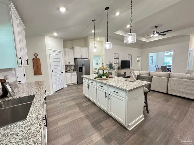 5255 Wahoo Rd, Pace, FL 32571