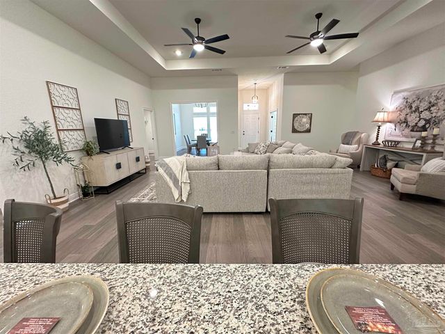 5255 Wahoo Rd, Pace, FL 32571