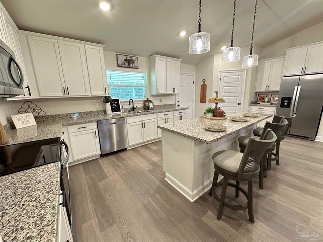 5255 Wahoo Rd, Pace, FL 32571