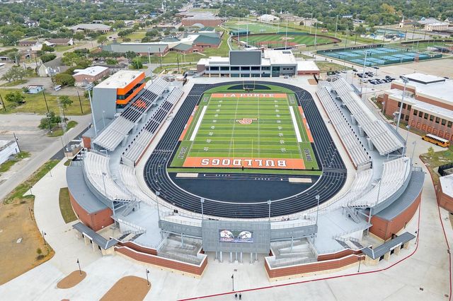 1354 Mixander Way, La Porte, TX 77571