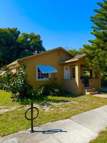 1100 N 24th Avenue, Hollywood, FL 33020