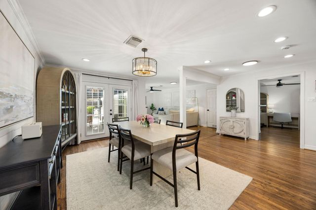 1815 Chantilly Lane, Houston, TX 77018