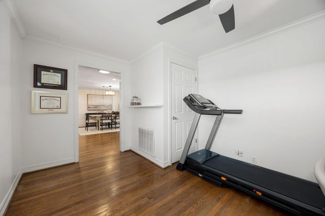 1815 Chantilly Lane, Houston, TX 77018