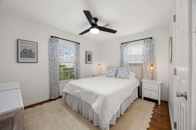 1815 Chantilly Lane, Houston, TX 77018