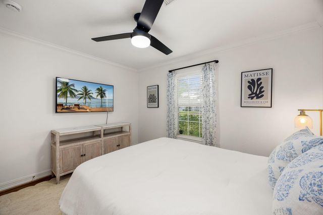 1815 Chantilly Lane, Houston, TX 77018