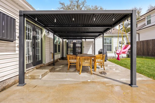 1815 Chantilly Lane, Houston, TX 77018