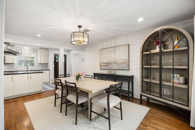 1815 Chantilly Lane, Houston, TX 77018