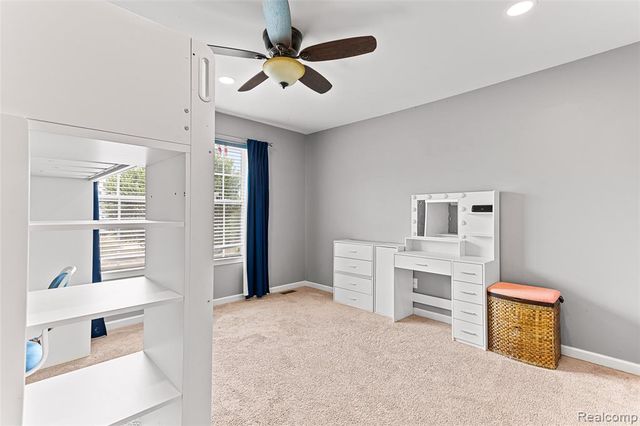 32724 Laurelwood Court, Farmington, MI 48336