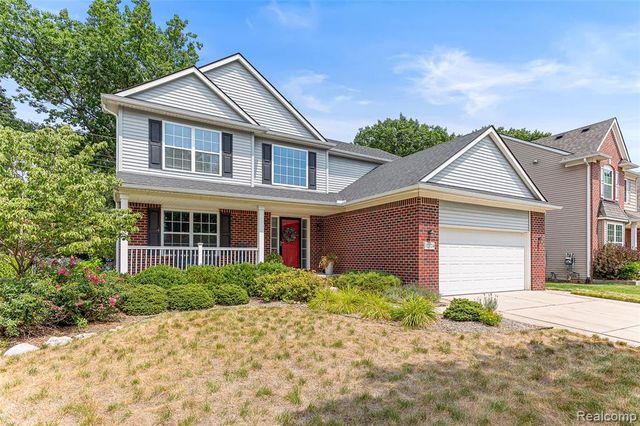32724 Laurelwood Court, Farmington, MI 48336
