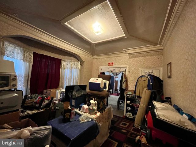 4525 SANSOM ST, Philadelphia, PA 19139