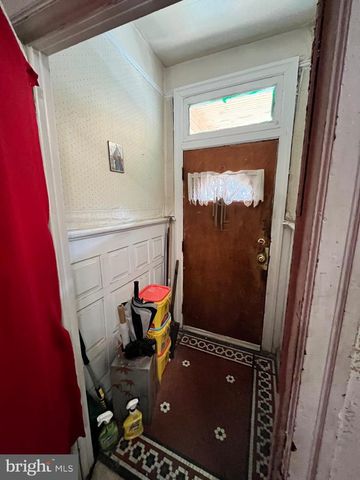 4525 SANSOM ST, Philadelphia, PA 19139