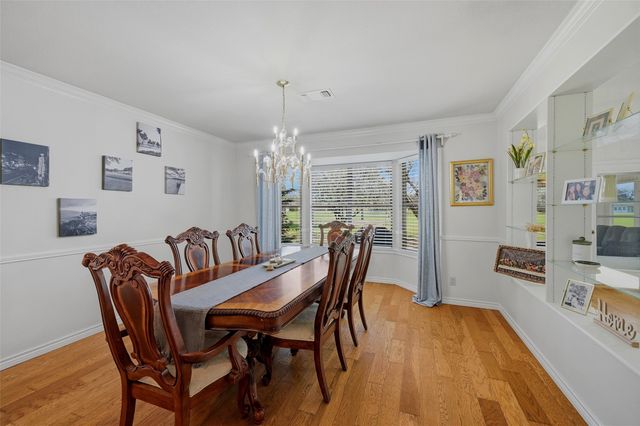 718 Kiowa Drive W, Lake Kiowa, TX 76240