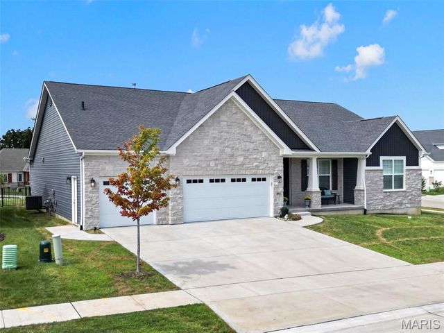 6803 Preservation Parkway, Affton, MO 63123