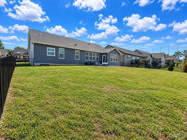 6803 Preservation Parkway, Affton, MO 63123