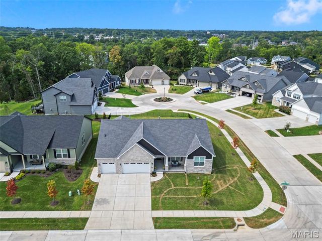 6803 Preservation Parkway, Affton, MO 63123