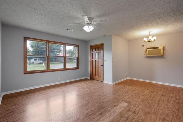 168 Holcomb Road, Calhoun, GA 30701