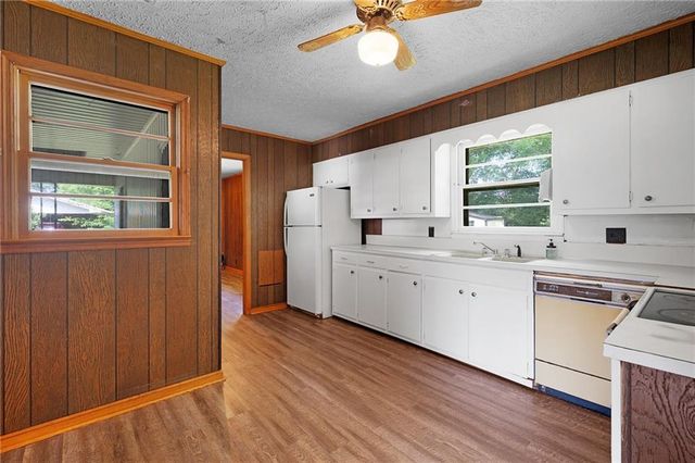 168 Holcomb Road, Calhoun, GA 30701